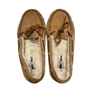 Minnetonka Cally Moccasin Slippers‎ Tan Suede Size 10